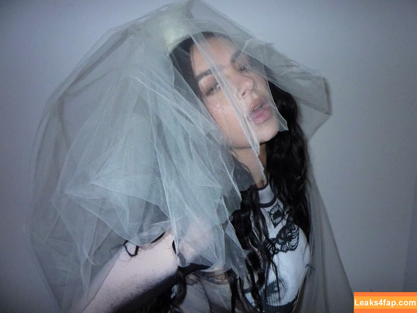 Charli XCX / charli_xcx / charlignarly / charlixcx / https: leaked photo photo #1857