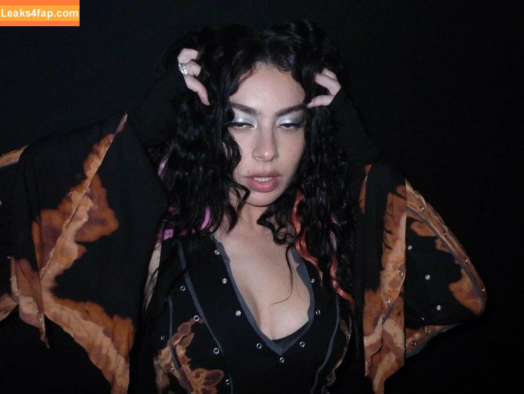 Charli XCX / charli_xcx / charlignarly / charlixcx / https: leaked photo photo #1869