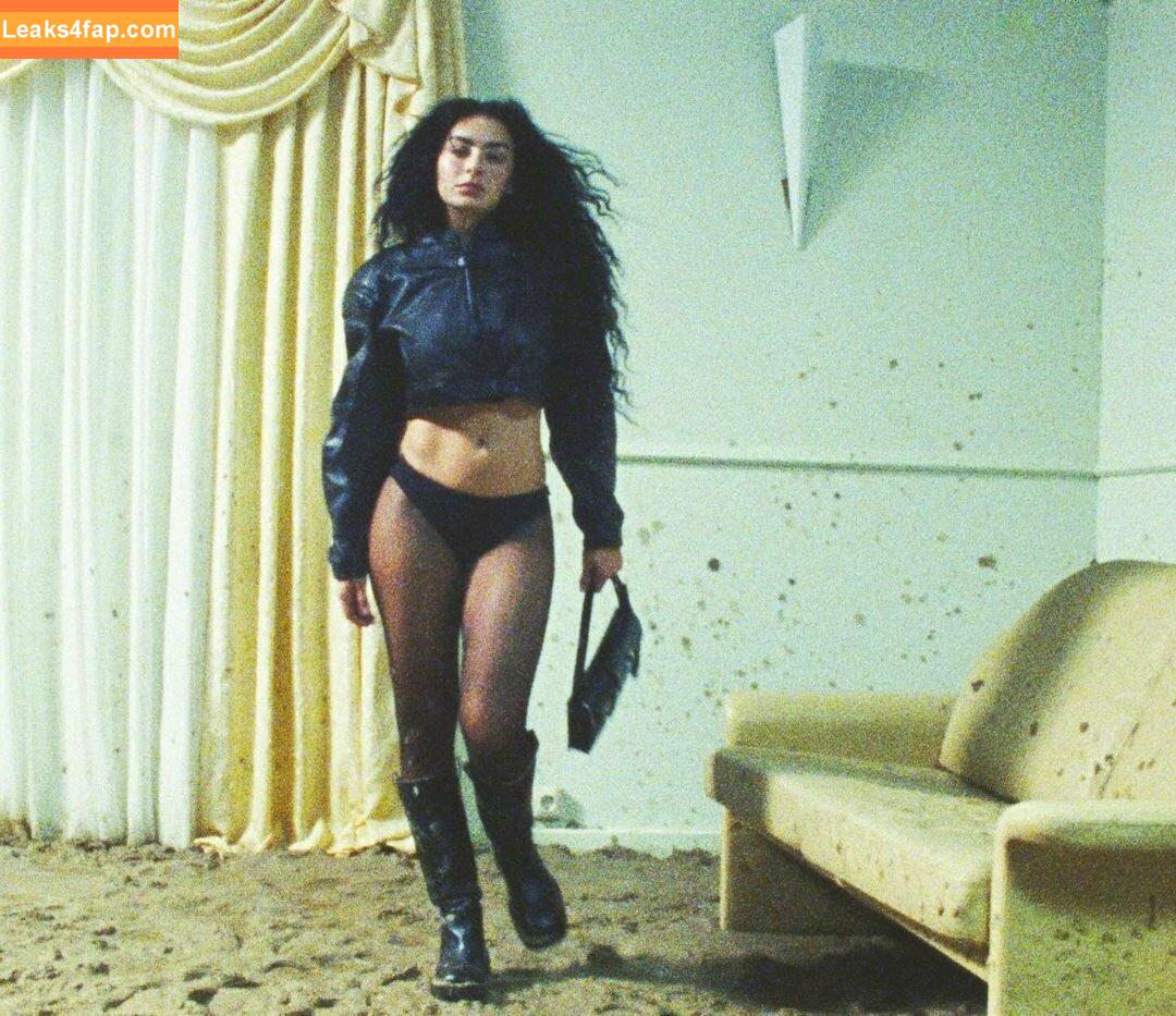 Charli XCX / charli_xcx / charlignarly / charlixcx / https: leaked photo photo #1877