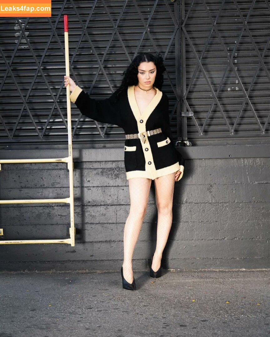 Charli XCX / charli_xcx / charlignarly / charlixcx / https: leaked photo photo #1897