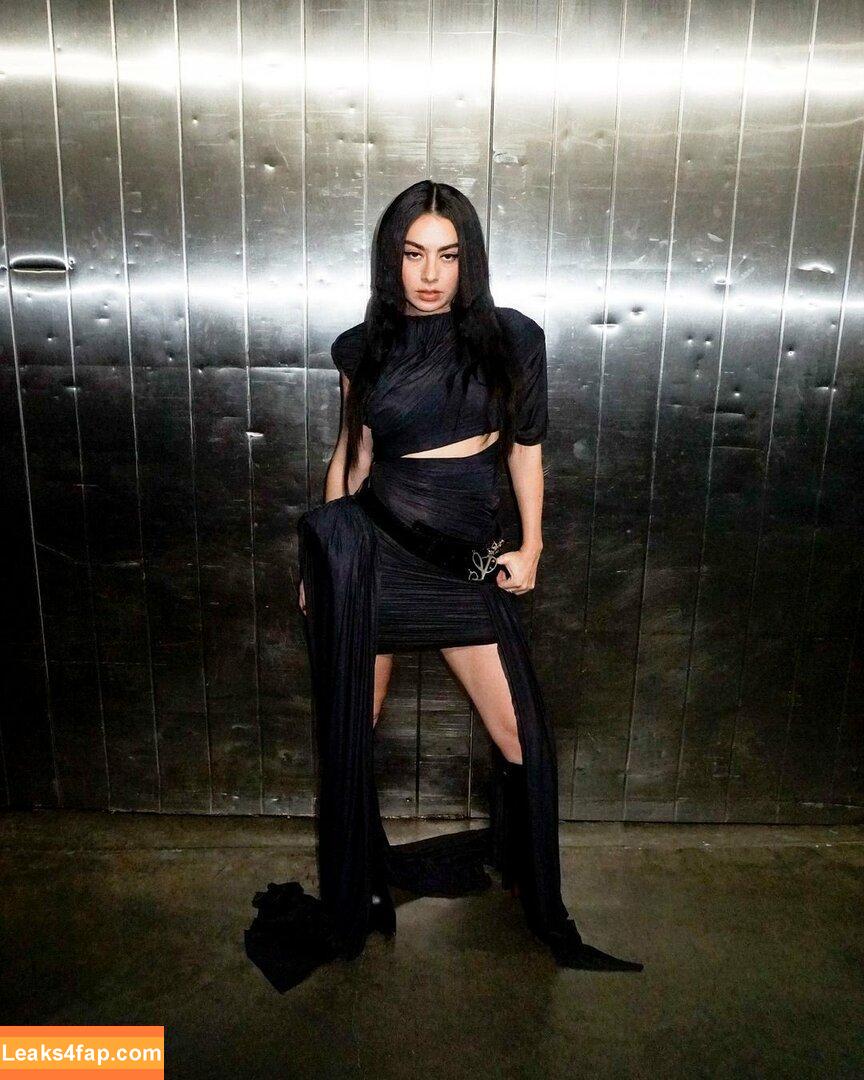 Charli XCX / charli_xcx / charlignarly / charlixcx / https: leaked photo photo #1915