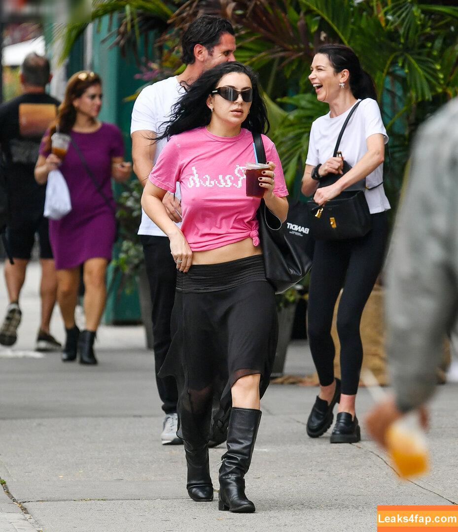Charli XCX / charli_xcx / charlignarly / charlixcx / https: leaked photo photo #1917