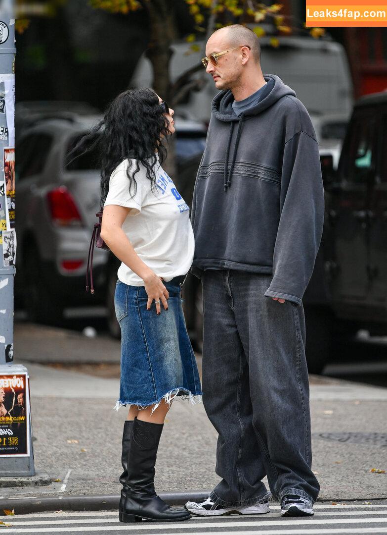 Charli XCX / charli_xcx / charlignarly / charlixcx / https: leaked photo photo #1925