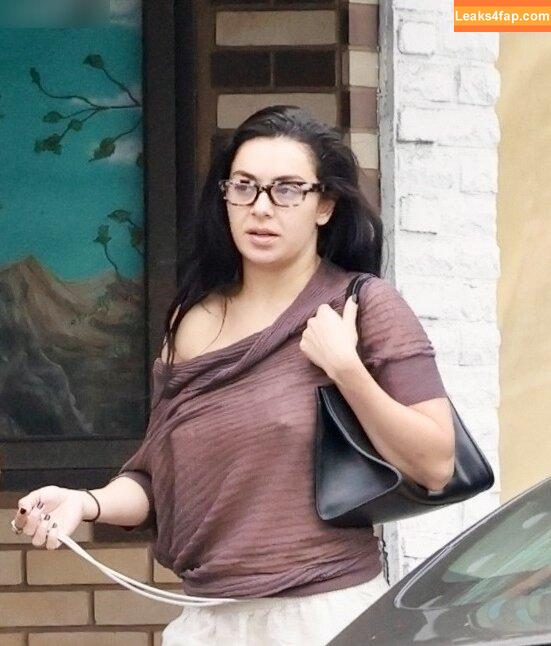 Charli XCX / charli_xcx / charlignarly слитое фото фото #1963