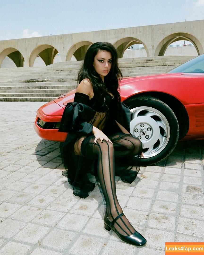 Charli XCX / charli_xcx / charlignarly слитое фото фото #1972