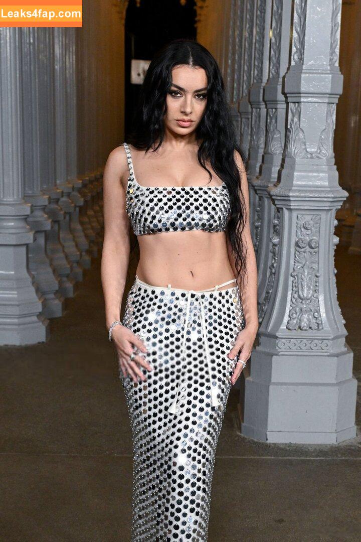 Charli XCX / charli_xcx / charlignarly leaked photo photo #2169