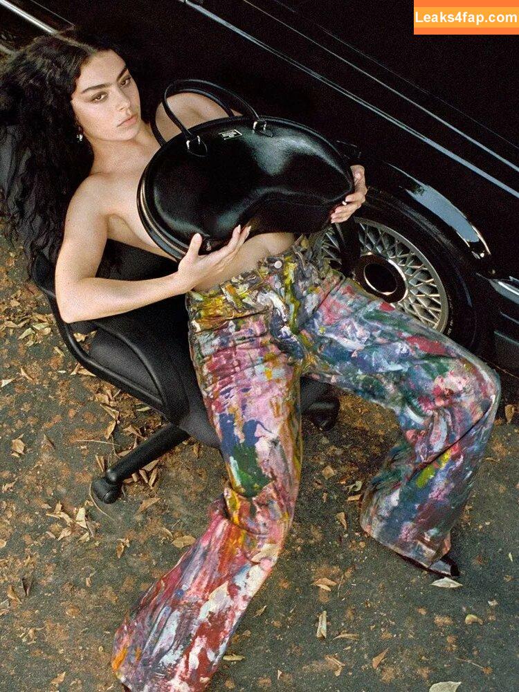 Charli XCX / charli_xcx / charlignarly слитое фото фото #2202