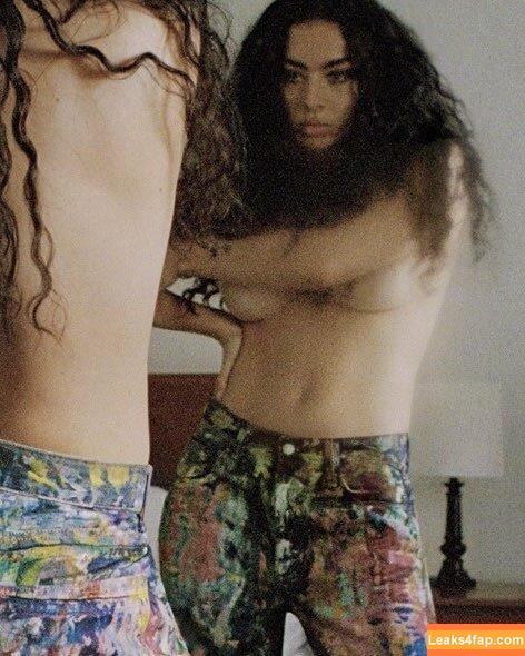 Charli XCX / charli_xcx / charlignarly leaked photo photo #2209