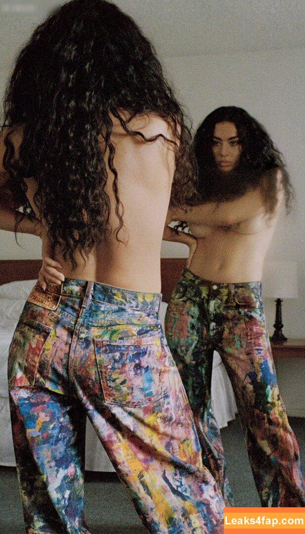 Charli XCX / charli_xcx / charlignarly leaked photo photo #2220