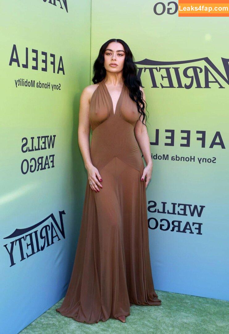 Charli XCX / charli_xcx / charlignarly leaked photo photo #2373