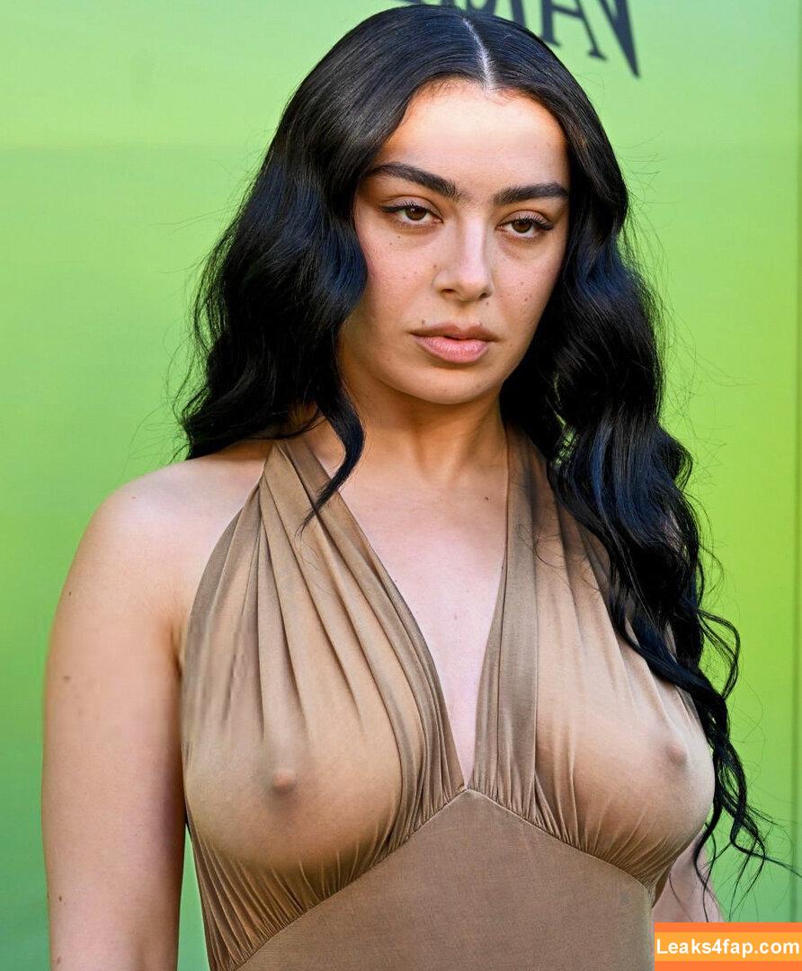 Charli XCX / charli_xcx / charlignarly leaked photo photo #2392