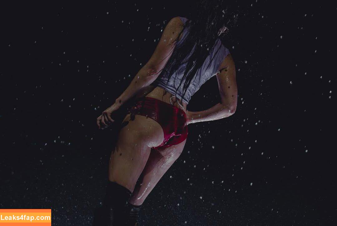Charli XCX / charli_xcx / charlignarly leaked photo photo #2777