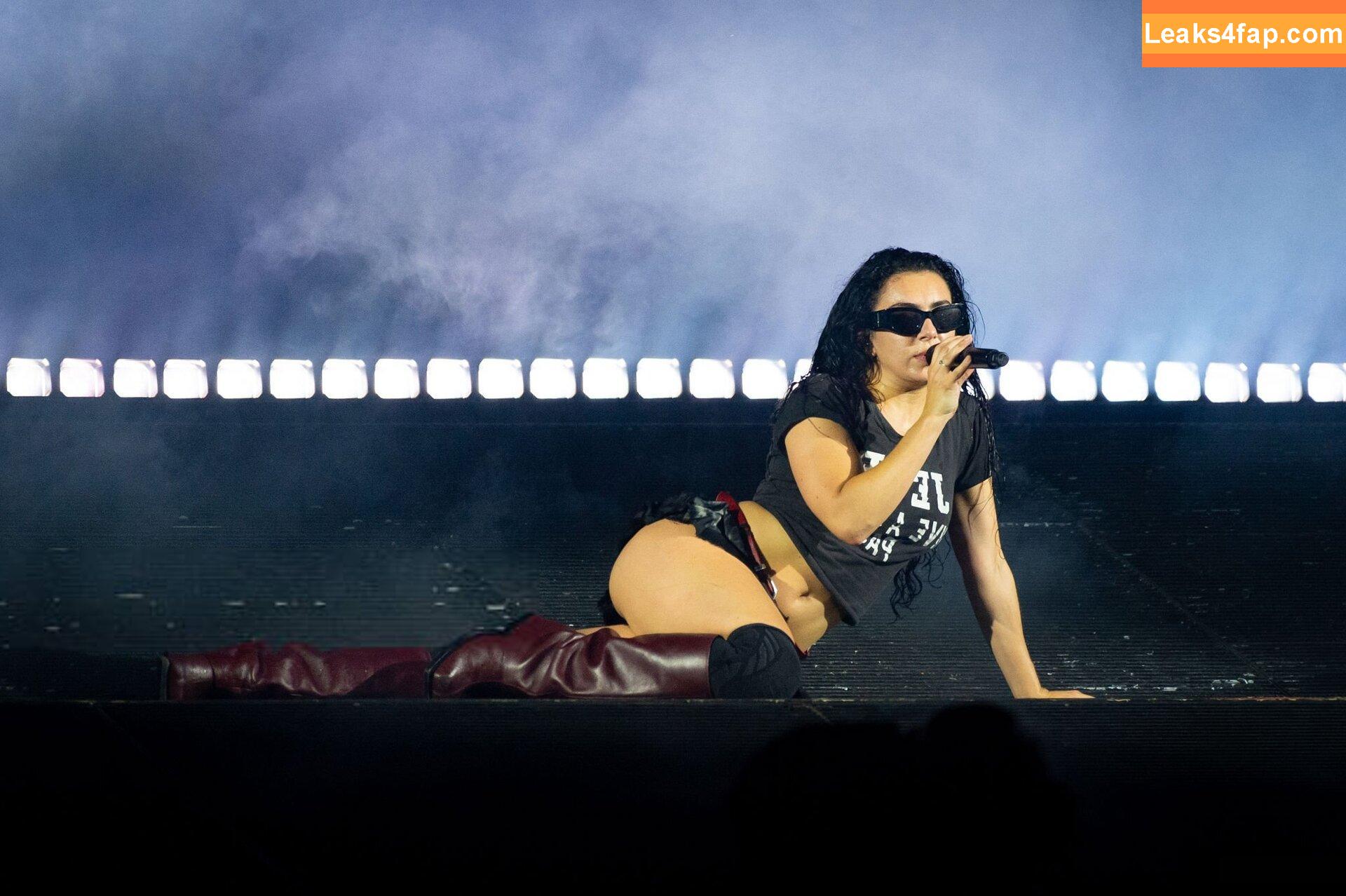 Charli XCX / charli_xcx / charlignarly слитое фото фото #2801