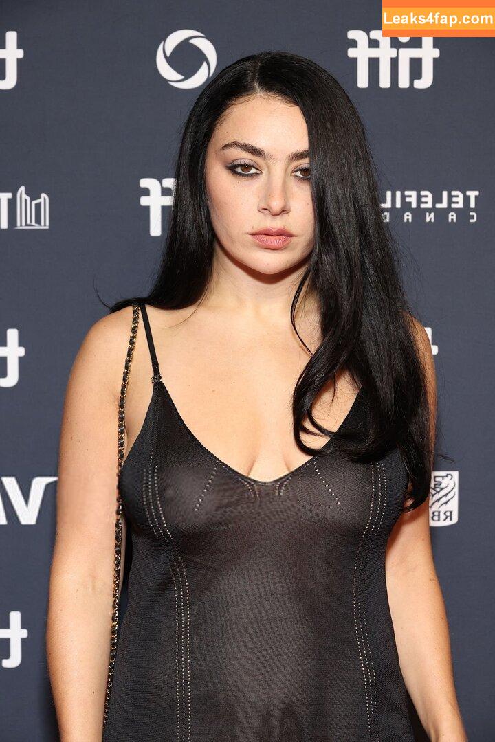 Charli XCX / charli_xcx / charlignarly leaked photo photo #2854