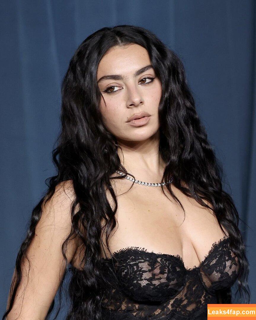 Charli XCX / charli_xcx / charlignarly leaked photo photo #2915