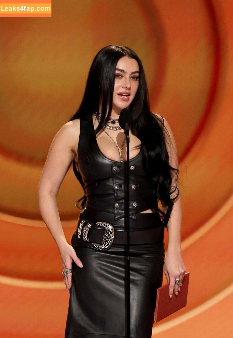 Charli XCX / charli_xcx / charlignarly / charlixcx / https: leaked photo photo #2937