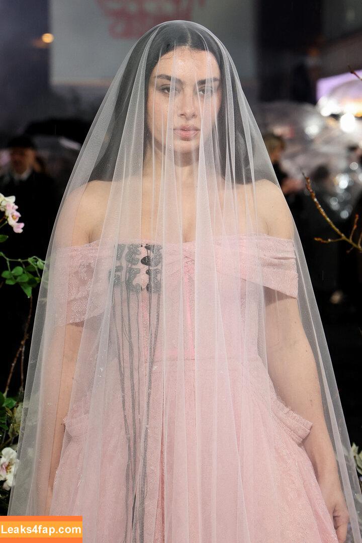 Charli XCX / charli_xcx / charlignarly / charlixcx / https: leaked photo photo #2940