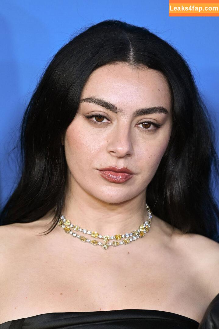 Charli XCX / charli_xcx / charlignarly / charlixcx / https: leaked photo photo #2959