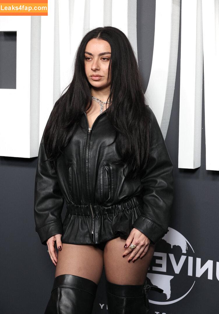 Charli XCX / charli_xcx / charlignarly / charlixcx / https: слитое фото фото #2974