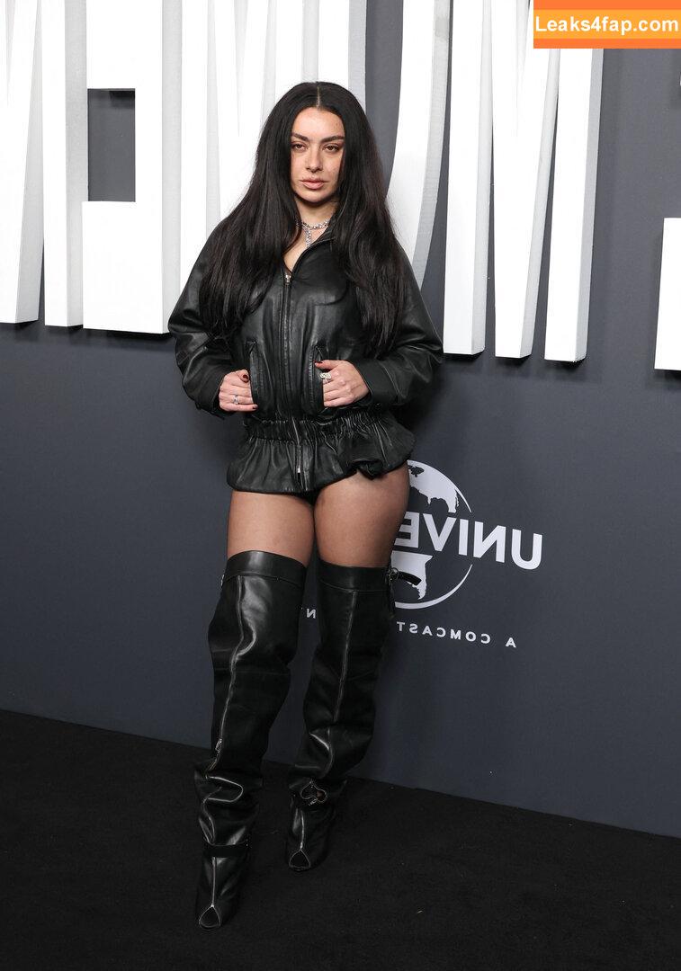 Charli XCX / charli_xcx / charlignarly / charlixcx / https: слитое фото фото #2979