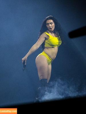 Charli XCX фото #2810