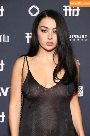 Charli XCX фото #2854