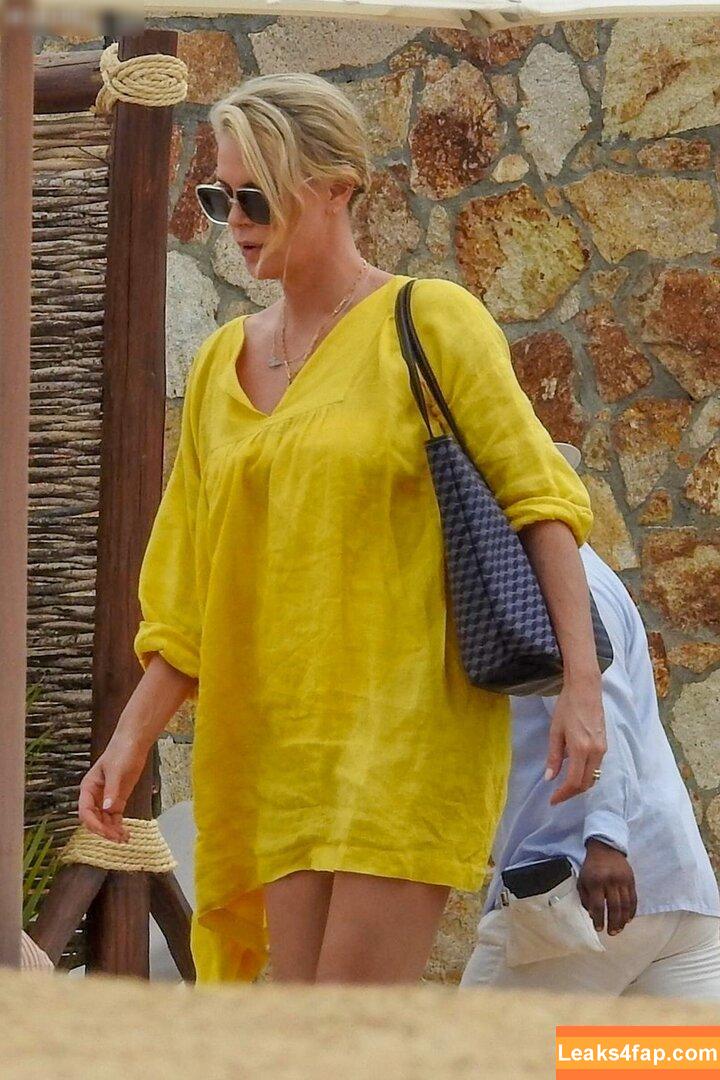 Charlize Theron / CharlizeAfrica leaked photo photo #0432