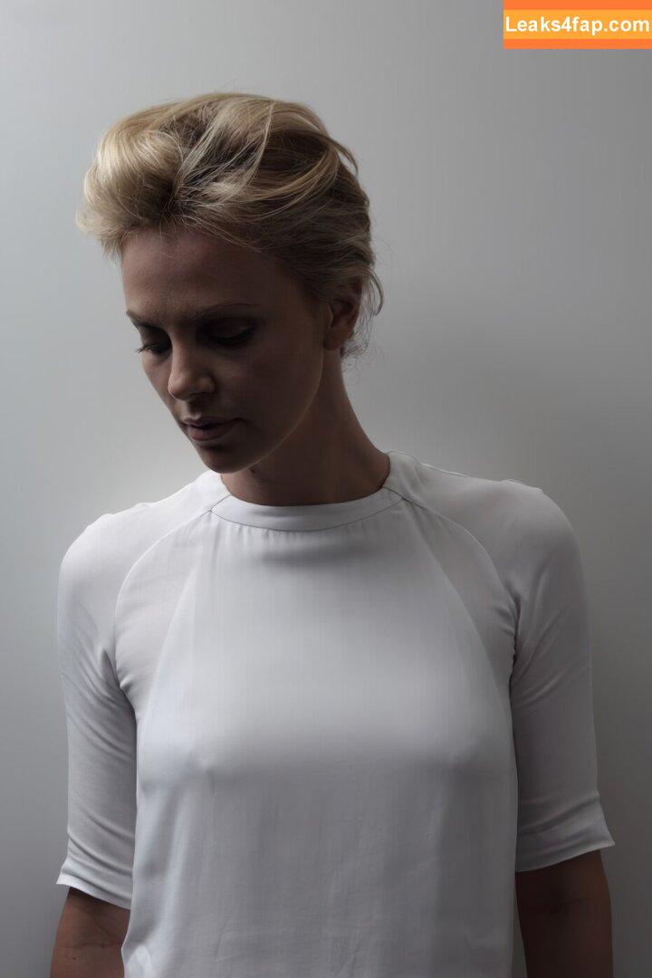 Charlize Theron / CharlizeAfrica leaked photo photo #0463