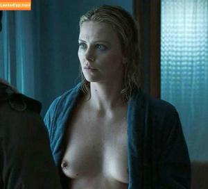 Charlize Theron photo #0010
