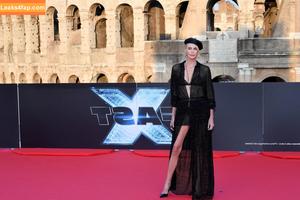 Charlize Theron photo #0201