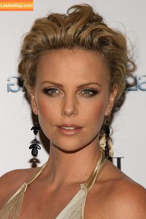 Charlize Theron photo #0247