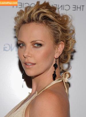 Charlize Theron photo #0258