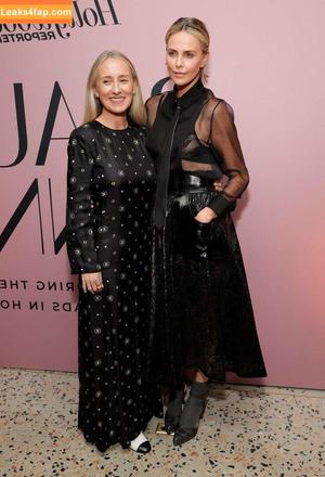 Charlize Theron photo #0276