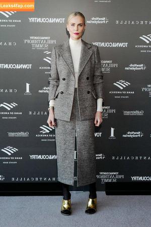 Charlize Theron photo #0282