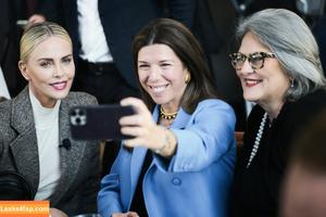 Charlize Theron photo #0288