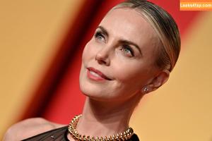 Charlize Theron photo #0561