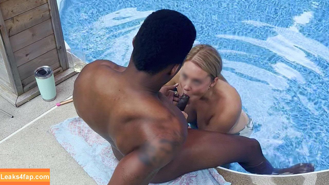 CharlizeFoXXX / cdn_hotwife_foxygin_2.0 / u271858293 leaked photo photo #0003