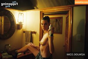 Charlotte Cardin фото #0045
