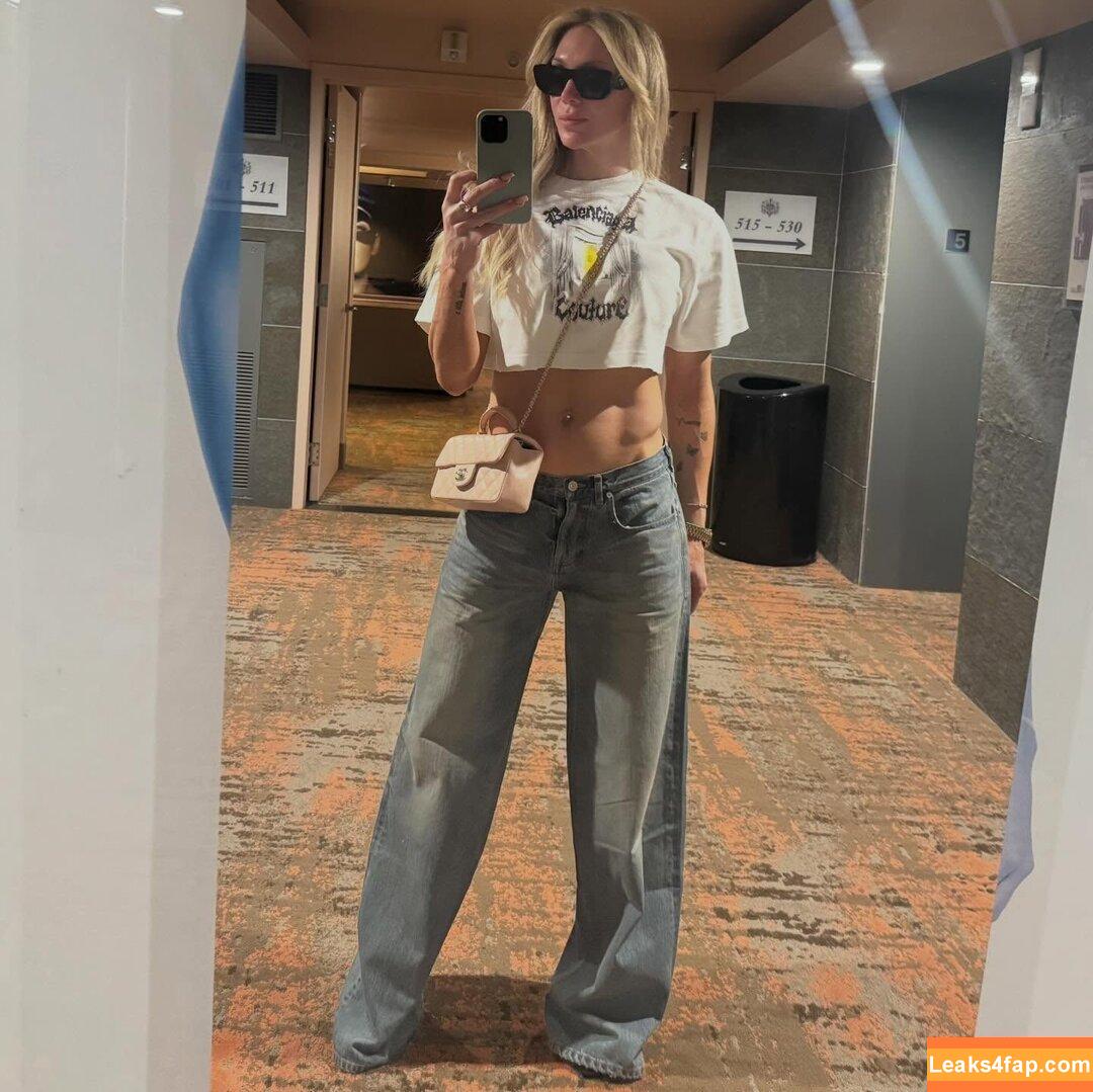 Charlotte Flair / WWE / charlottewwe leaked photo photo #0956