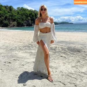 Charlotte Flair фото #0007