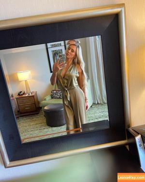 Charlotte Flair photo #0192