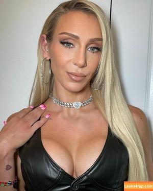 Charlotte Flair photo #0205