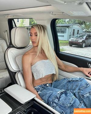 Charlotte Flair photo #0245