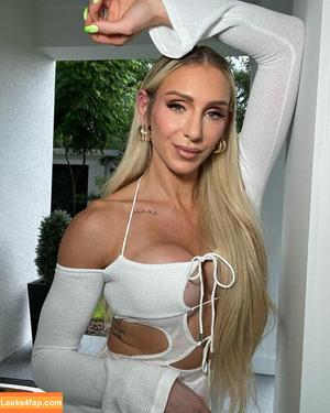 Charlotte Flair photo #0254