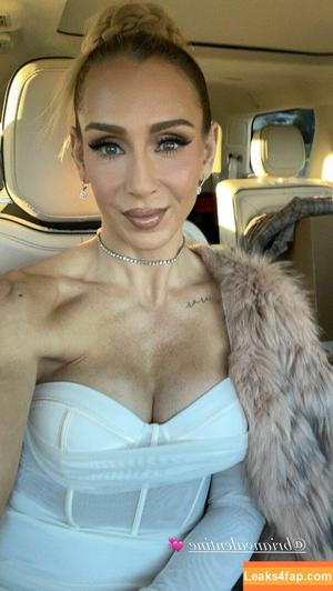 Charlotte Flair photo #0258