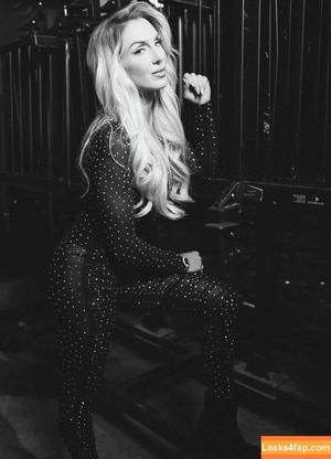 Charlotte Flair photo #0325