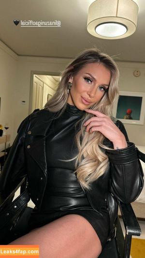Charlotte Flair photo #0351