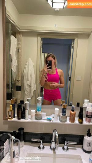 Charlotte Flair photo #0361