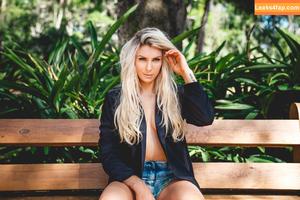 Charlotte Flair photo #0779