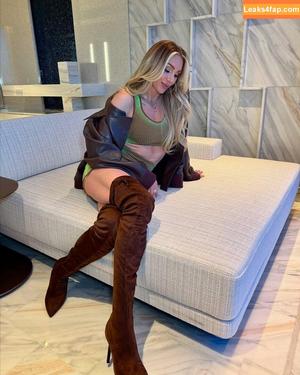 Charlotte Flair photo #0790
